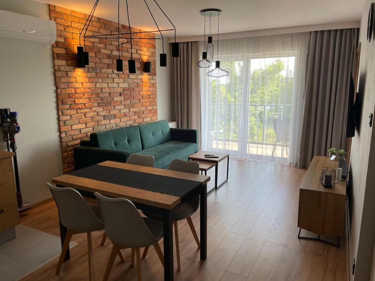 Apartament Cicha Woda Dziwnow Exterior photo